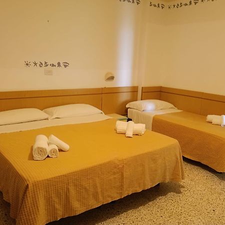 Hotel Sidney Bellaria-Igea Marina Bagian luar foto