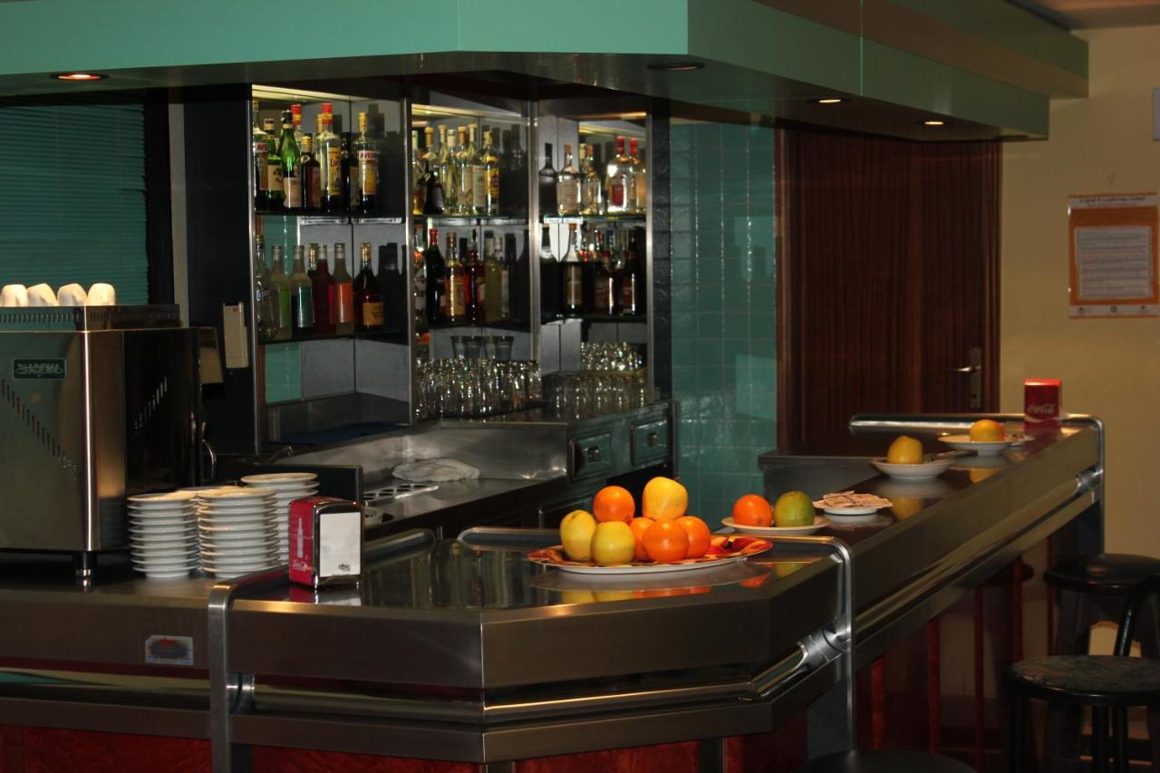 Hotel Sidney Bellaria-Igea Marina Bagian luar foto