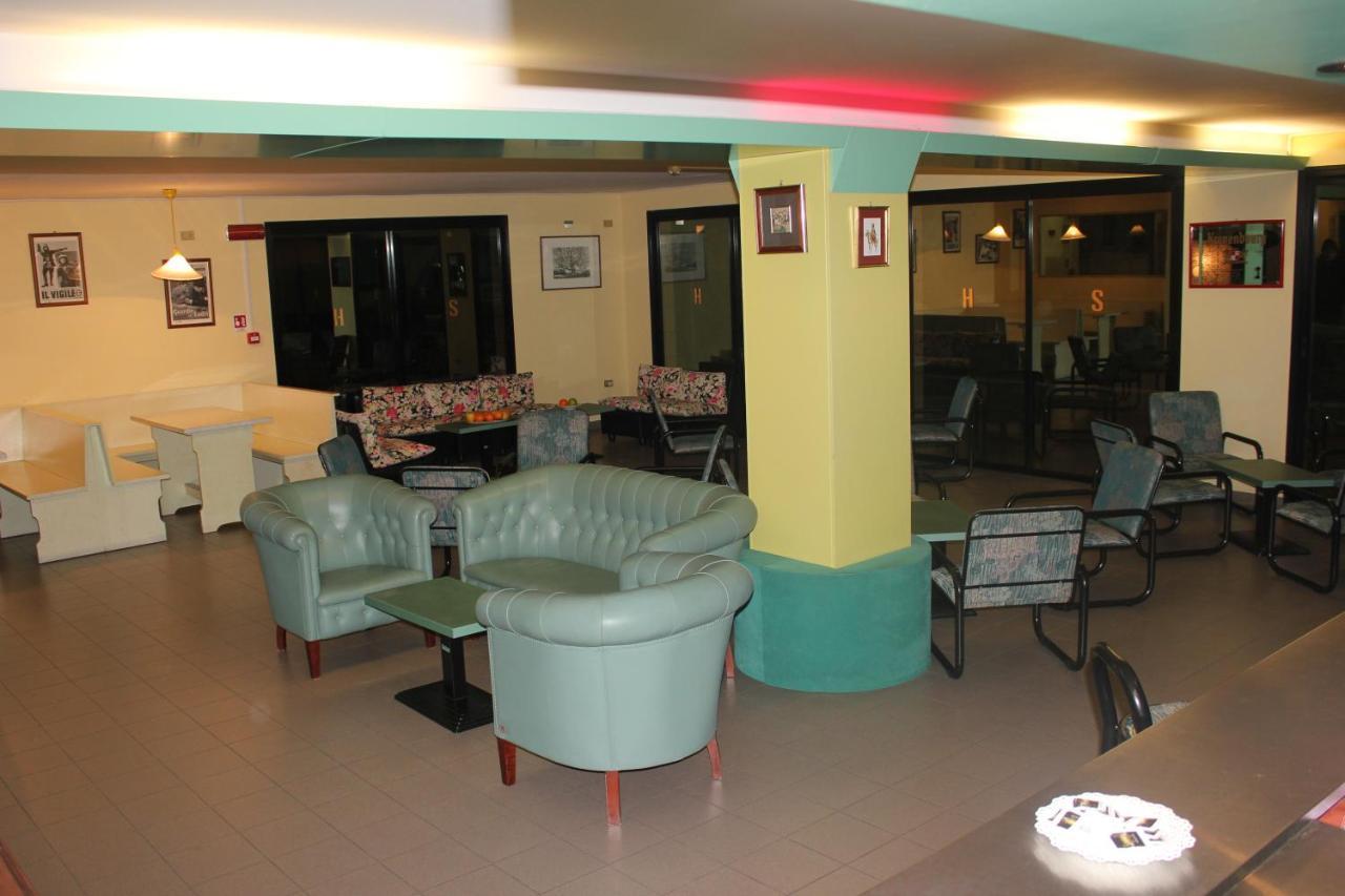 Hotel Sidney Bellaria-Igea Marina Bagian luar foto